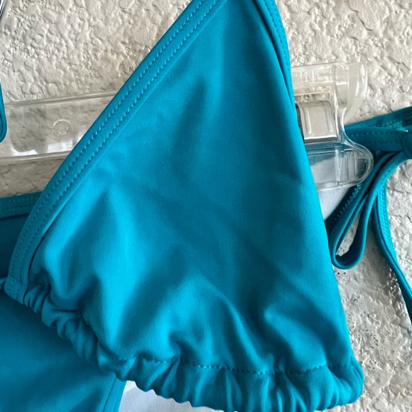 Victoria’s Secret Teal Triangle String Bikini - Picture 12 of 12